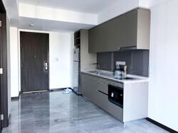 Lake Grande (D22), Condominium #402201711